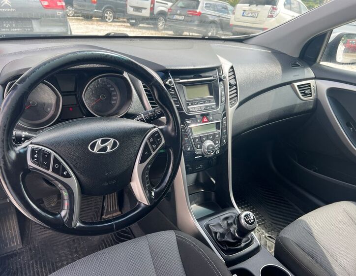 Hyundai i30 9