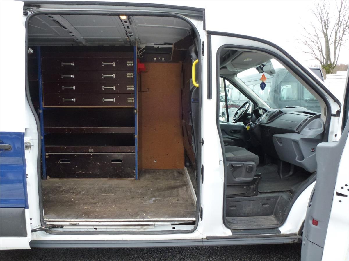 Ford Transit Skříň 2,2 l 74 kw