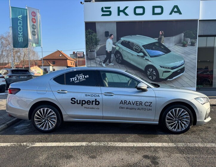 Škoda Superb Ostatní 2,0 l 195 kw