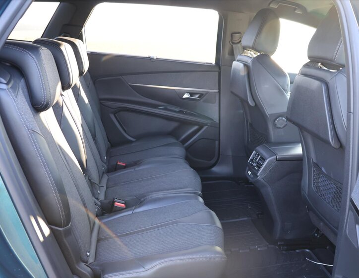 Peugeot 5008 15