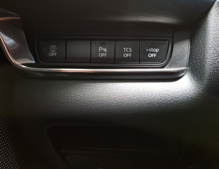 Mazda CX-30 SUV / Terénní 2,0 l 90 kw