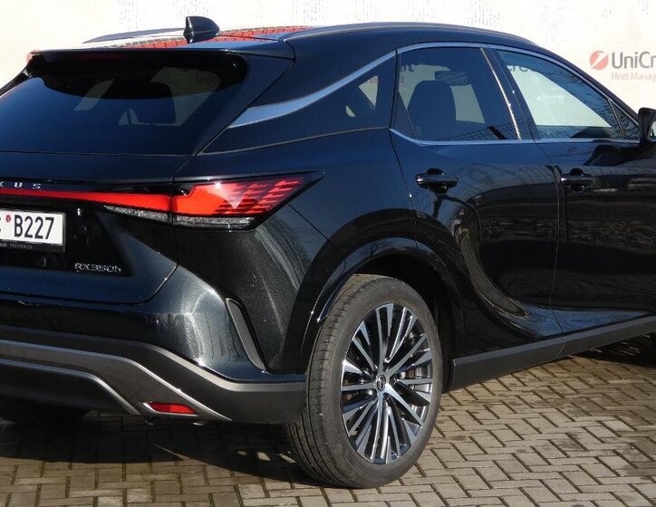 Lexus RX 350h SUV / Terénní 2,5 l 140 kw
