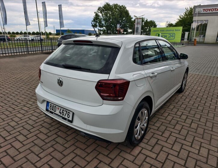 Volkswagen Polo Hatchback 999,0 70 kw