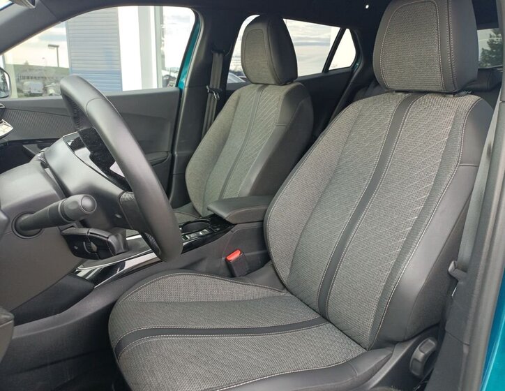 Peugeot 2008 SUV / Terénní 1,2 l 74 kw