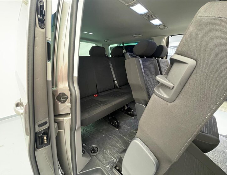 Volkswagen Caravelle Ostatní 2,0 l 110 kw