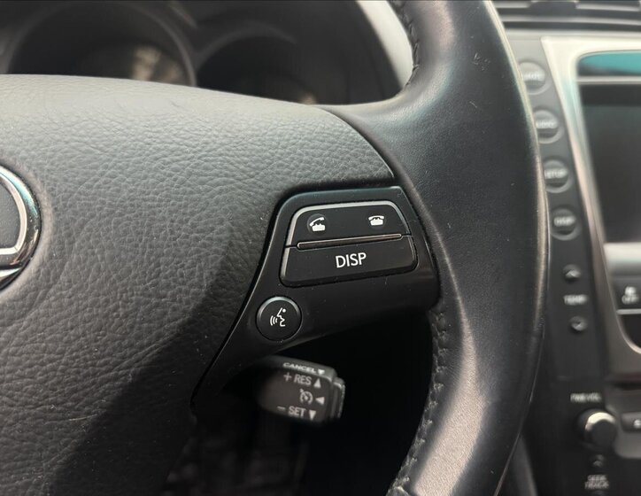 Lexus GS 300 Sedan / Limuzína 3,0 l 183 kw