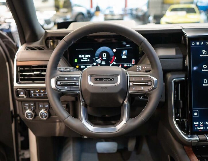 GMC Yukon SUV 6,2 l 313 kw