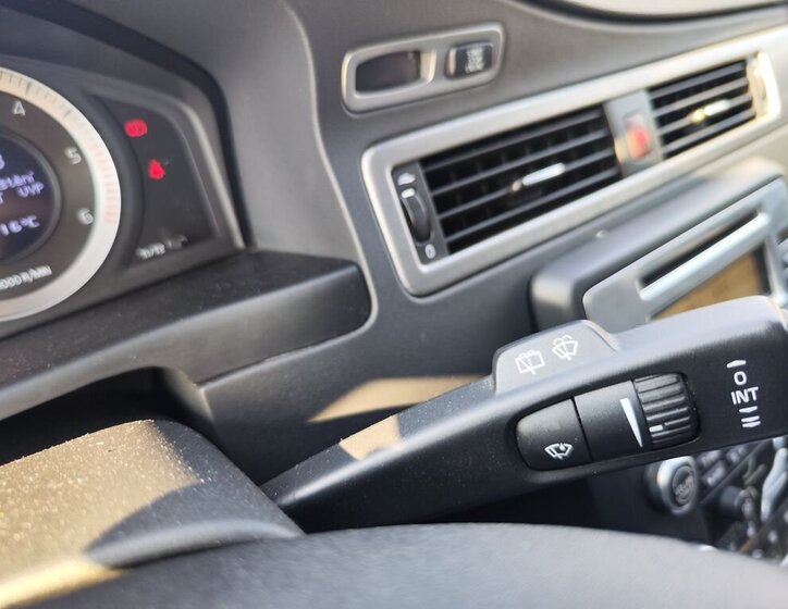 Volvo XC70 Kombi 2,4 l 151 kw