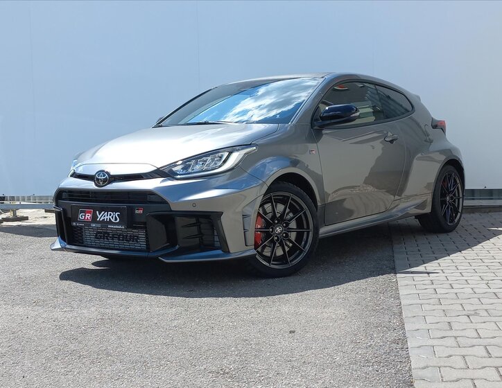Toyota GR Yaris 1