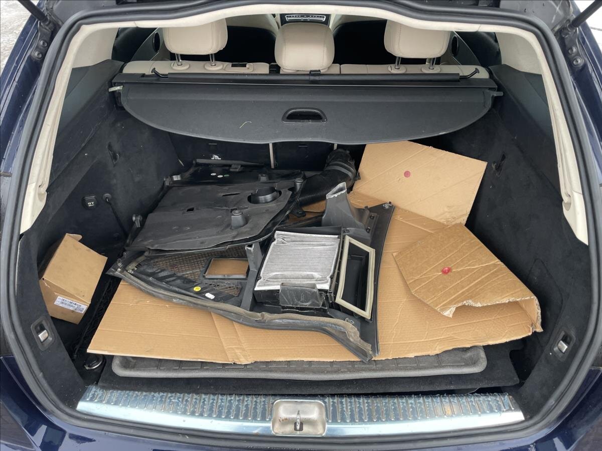 Mercedes-Benz Třídy C Kombi 2,1 l 125 kw