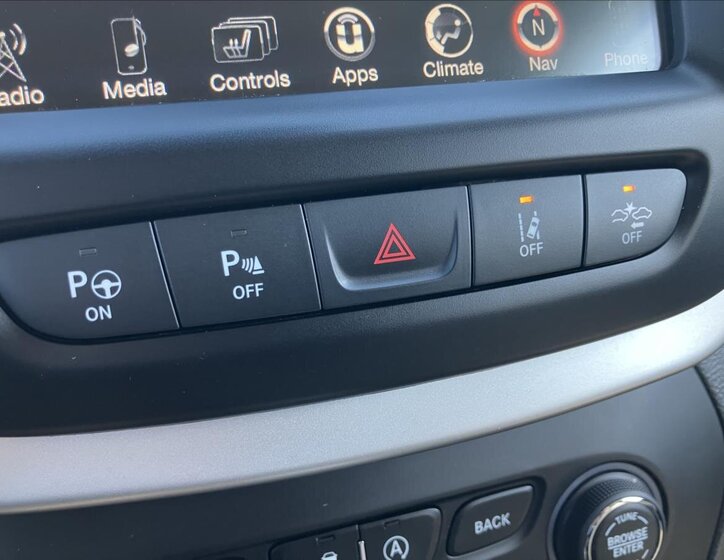 Jeep Cherokee SUV 2,2 l 147 kw