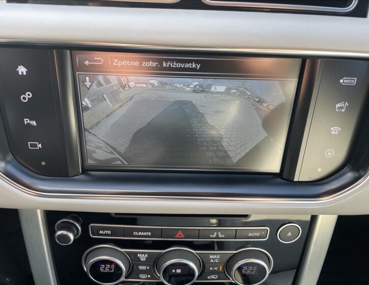 Land Rover Range Rover SUV 4,4 l 250 kw