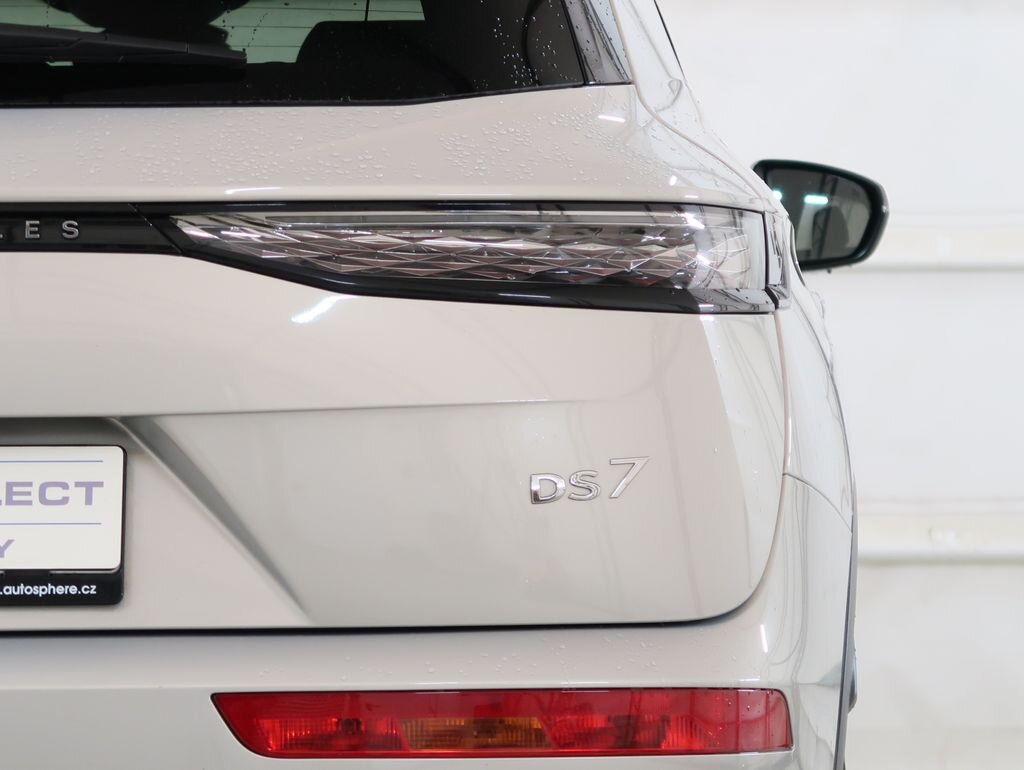 DS Automobiles DS7 Crossback