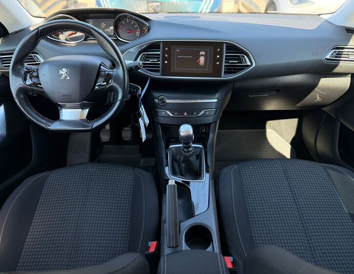 Peugeot 308 Kombi 1,2 l 81 kw