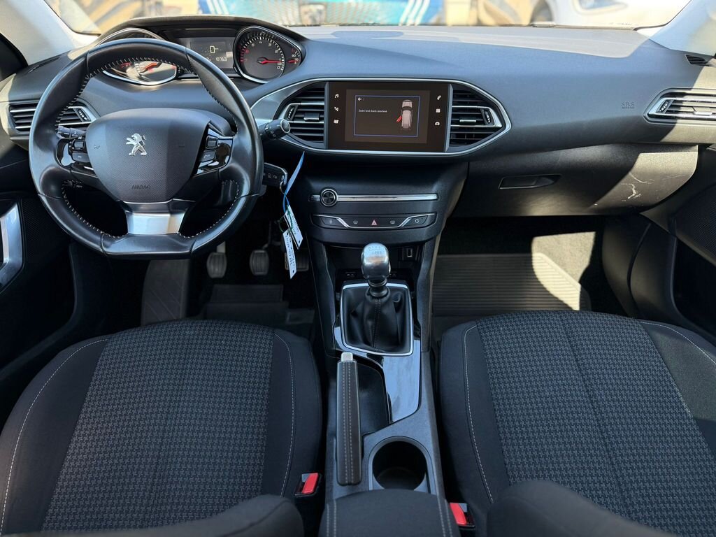 Peugeot 308 Kombi 1,2 l 81 kw