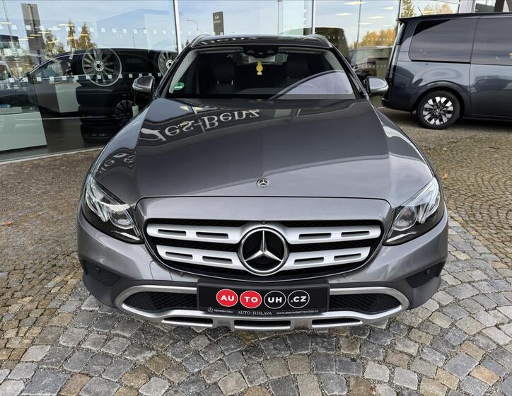 Mercedes-Benz Třídy E 2