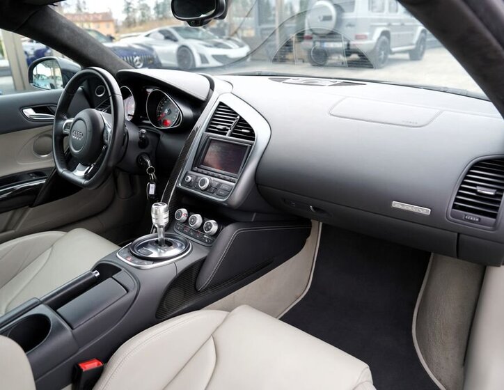 Audi R8 Kupé 4,2 l 309 kw