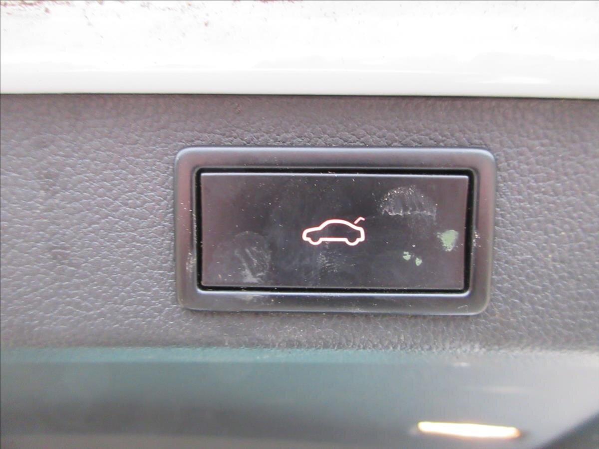 Škoda Superb Kombi 2,0 l 110 kw