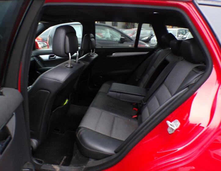 Mercedes-Benz Třídy C Kombi 3,0 l 170 kw