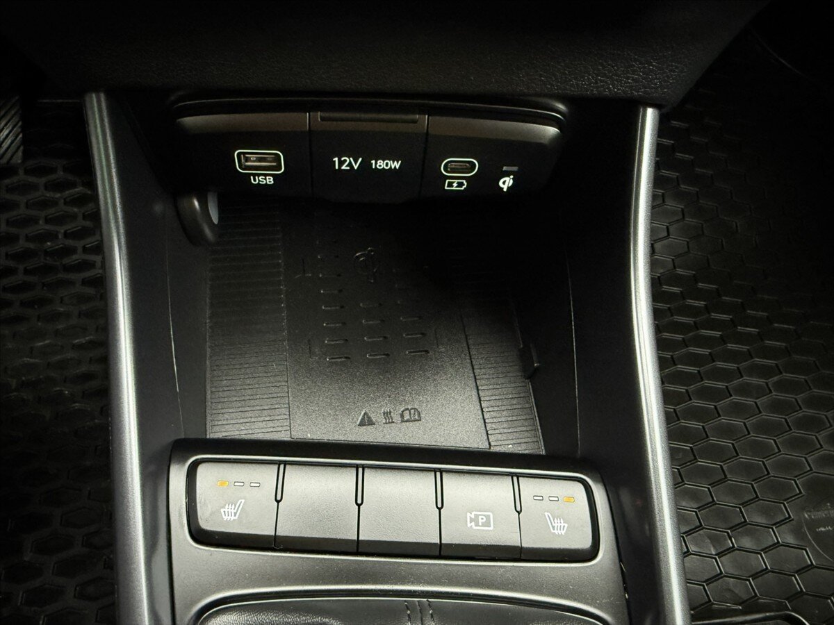 Hyundai i20 Hatchback 1,2 l 58 kw