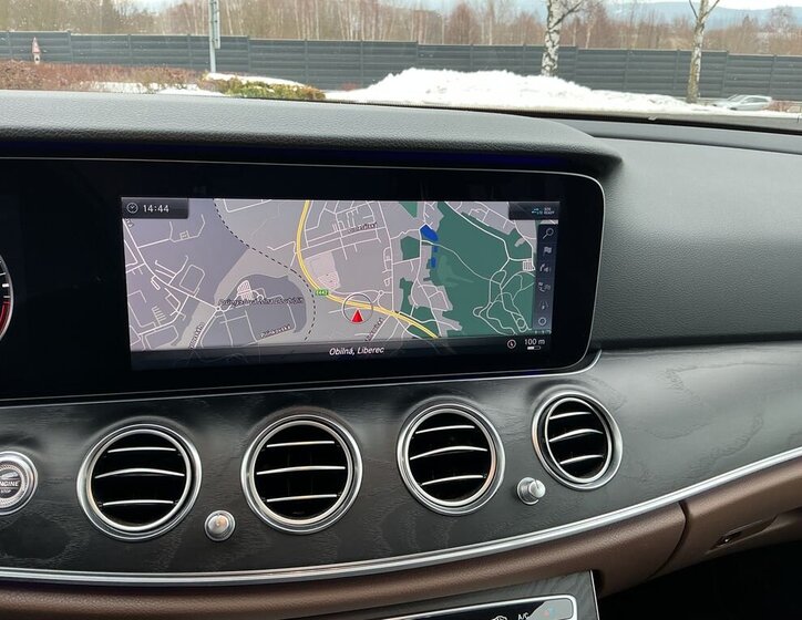 Mercedes-Benz Třídy E Kombi 2,0 l 143 kw