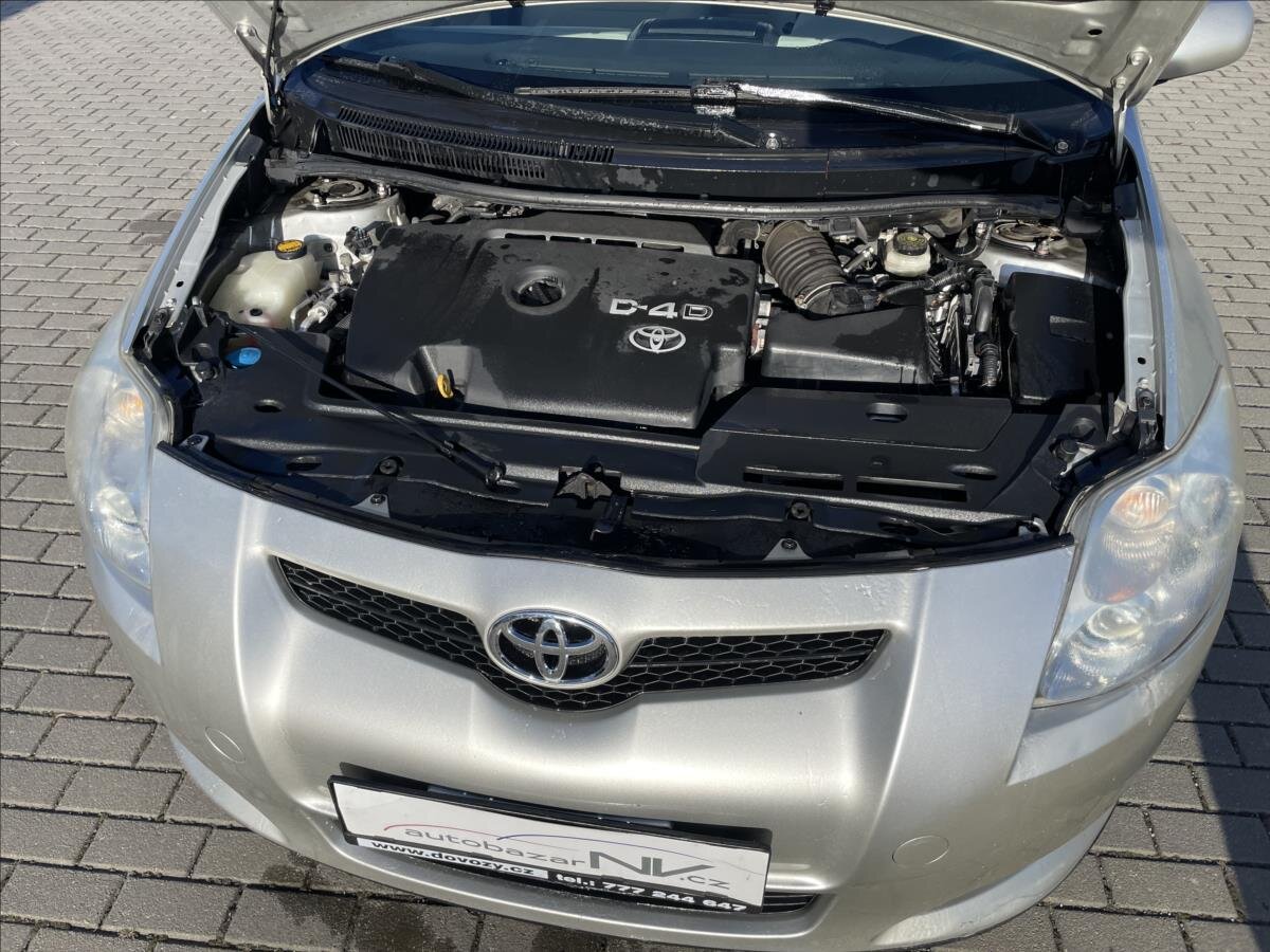 Toyota Auris Hatchback 2,0 l 93 kw