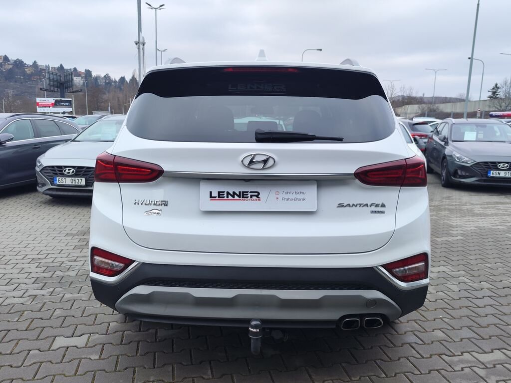 Hyundai Santa Fe SUV 2,0 l 110 kw