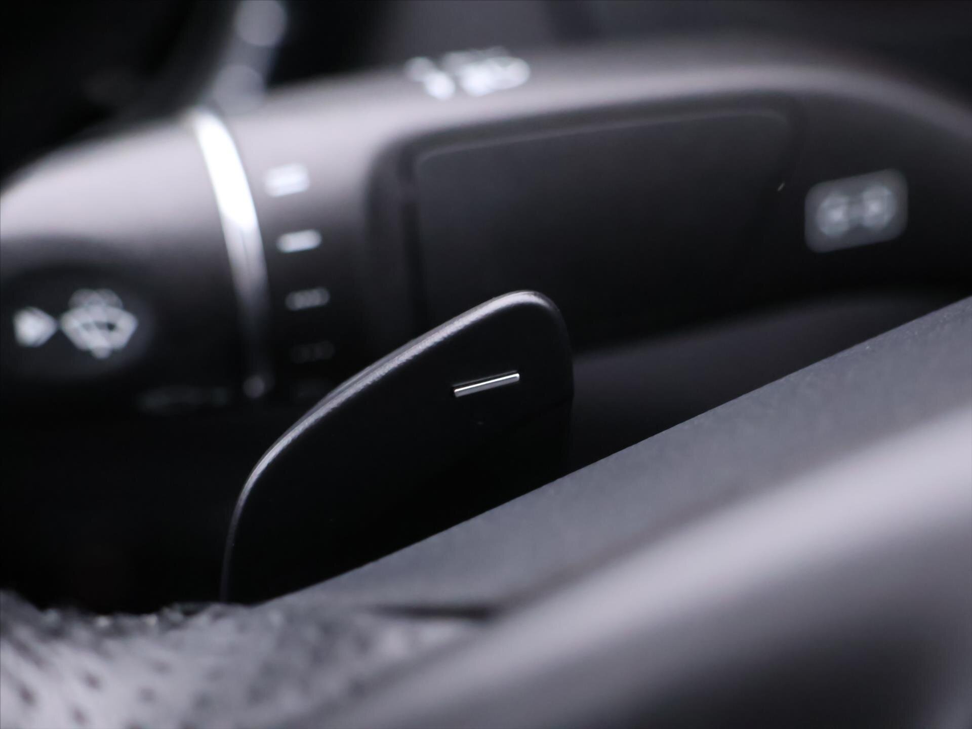 Mercedes-Benz CLA Sedan 1,5 l 80 kw