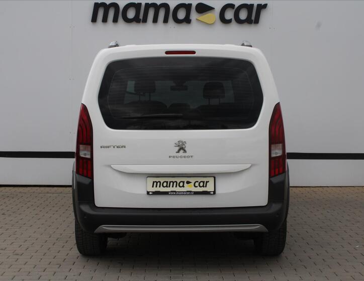 Peugeot Rifter 6
