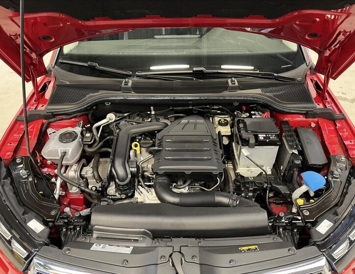 Škoda Kamiq SUV 999,0 85 kw