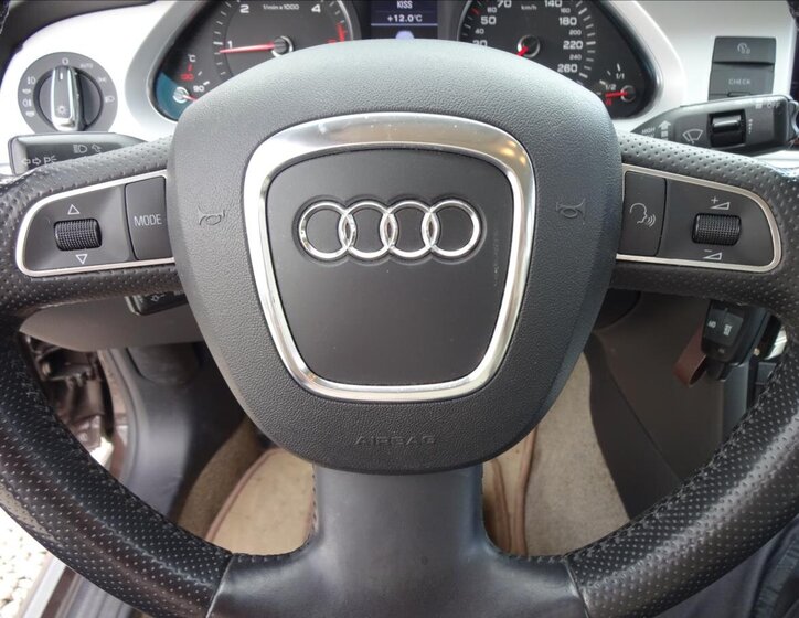 Audi A6 Allroad Kombi 3,0 l 176 kw