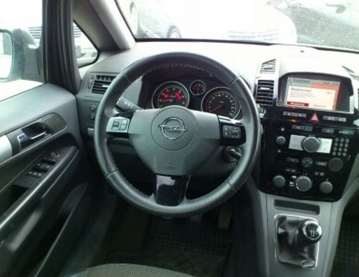 Opel Zafira 18