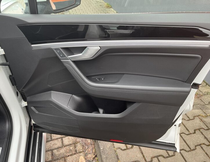 Volkswagen Touareg SUV 3,0 l 210 kw