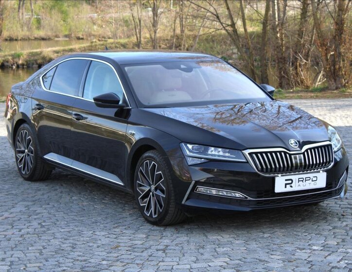 Škoda Superb Sedan / Limuzína 2,0 l 147 kw