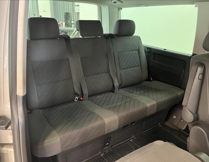 Volkswagen Multivan MPV 2,0 l 132 kw