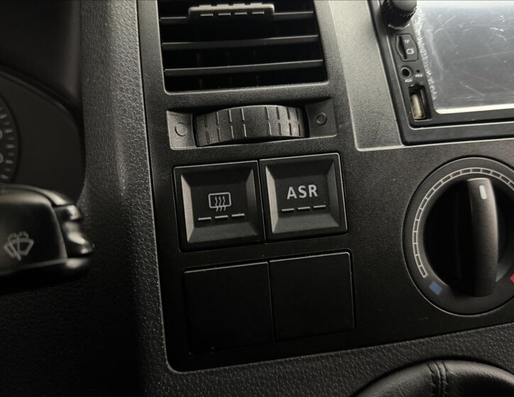 Volkswagen Transporter 12