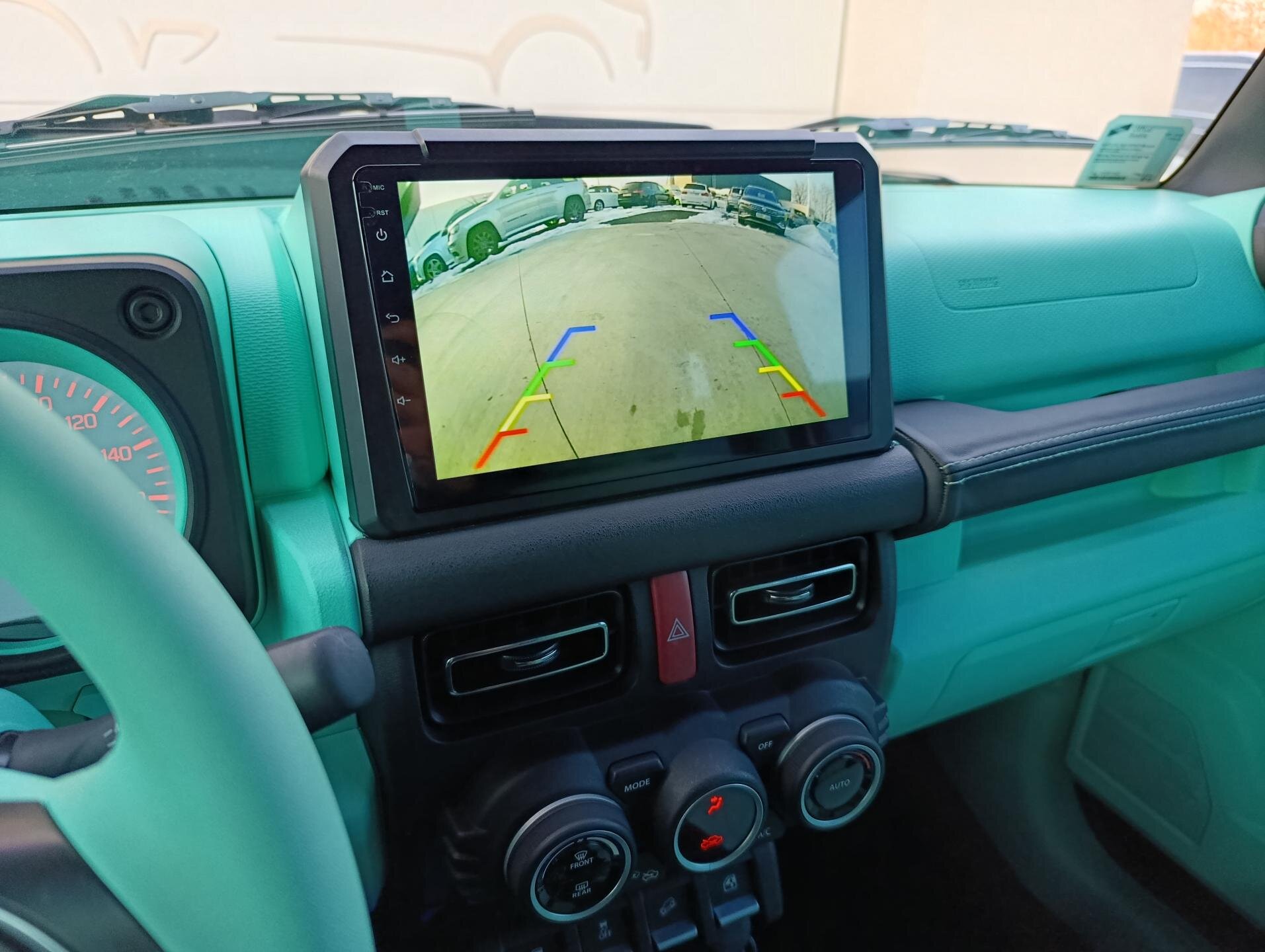 Suzuki Jimny SUV 1,5 l 75 kw