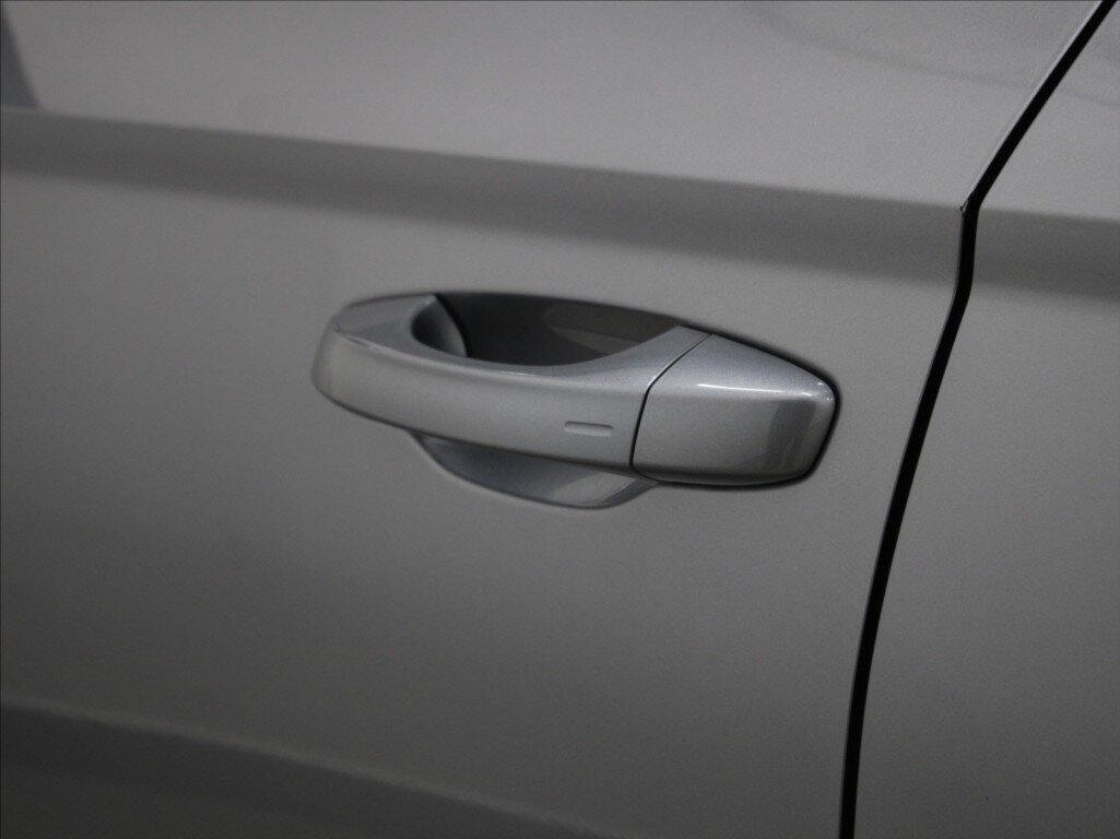 Škoda Karoq SUV 1,5 l 110 kw