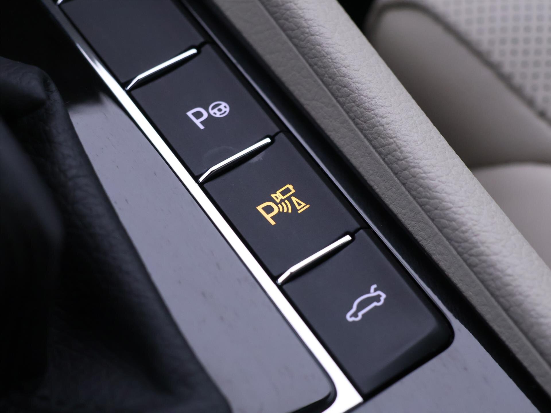 Škoda Superb Liftback 2,0 l 147 kw