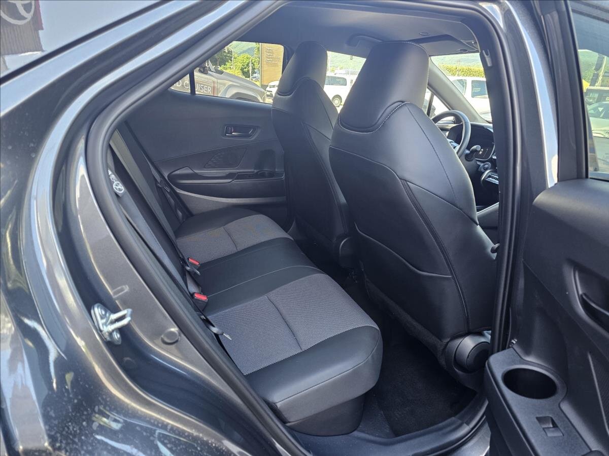 Toyota C-HR Hatchback 1,8 l 72 kw