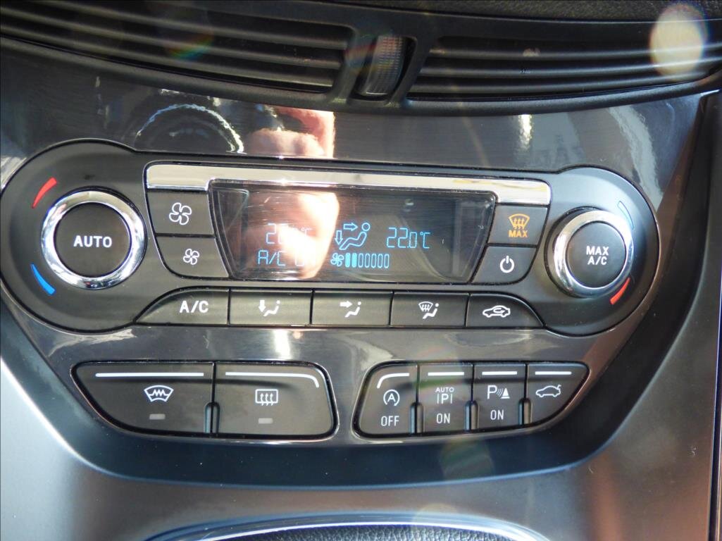 Ford Kuga SUV 2,0 l 110 kw