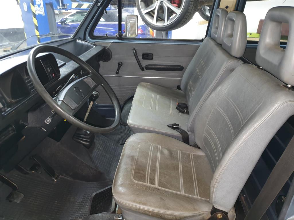 Volkswagen Caravelle