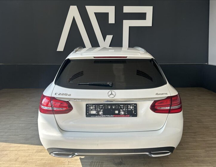 Mercedes-Benz Třídy C Kombi 2,1 l 125 kw