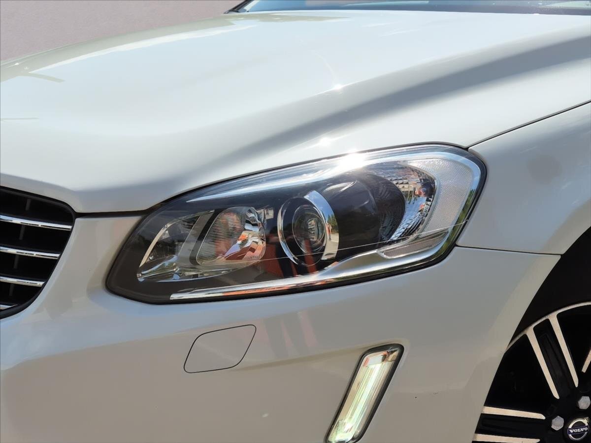 Volvo XC60 SUV 2,4 l 140 kw