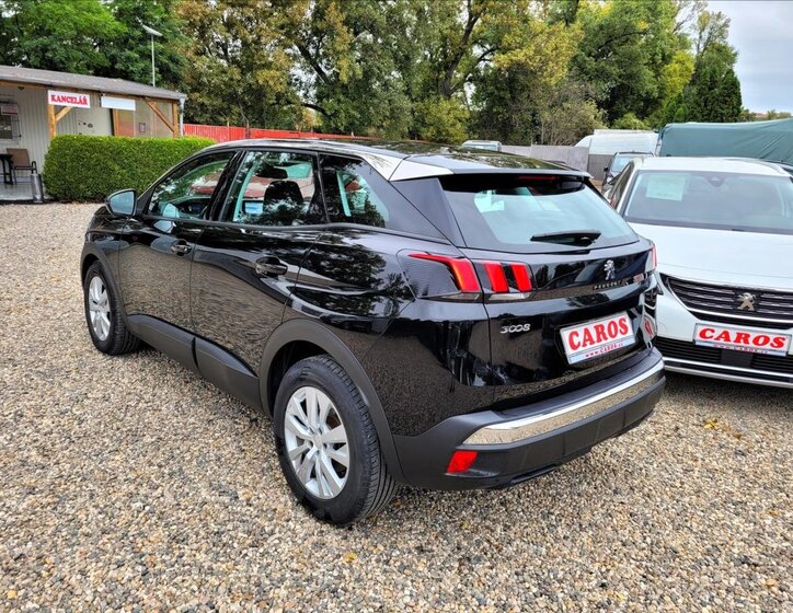 Peugeot 3008 SUV 1,5 l 96 kw