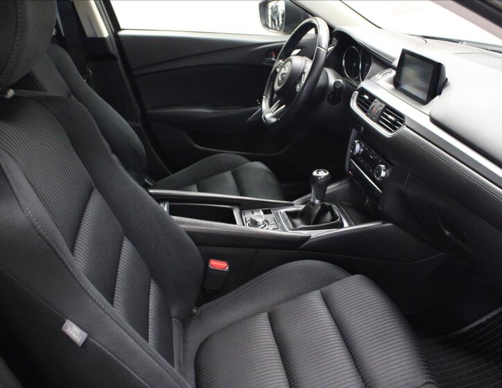 Mazda 6 Sedan 2,0 l 121 kw