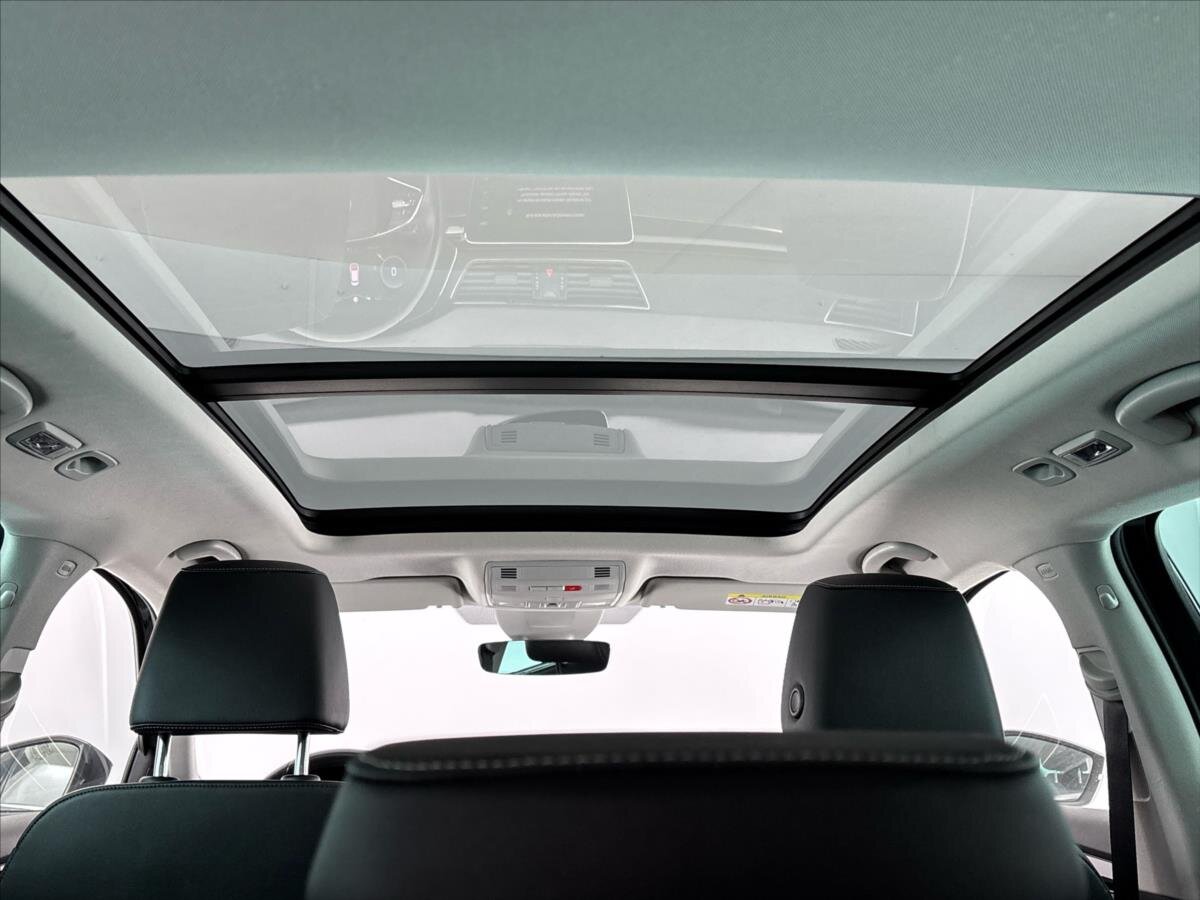 Škoda Superb Kombi 2,0 l 147 kw