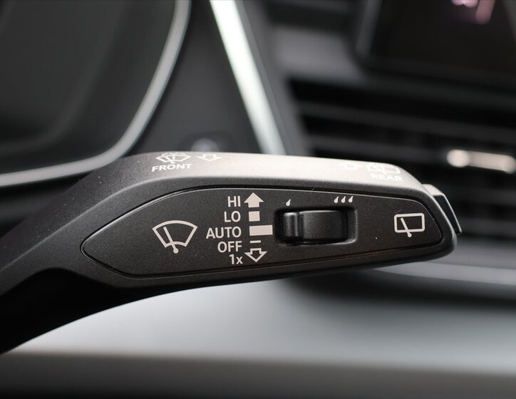 Audi Q5 SUV / Terénní 2,0 l 150 kw