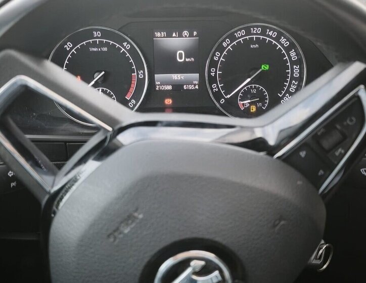 Škoda Superb Kombi 0,0 0