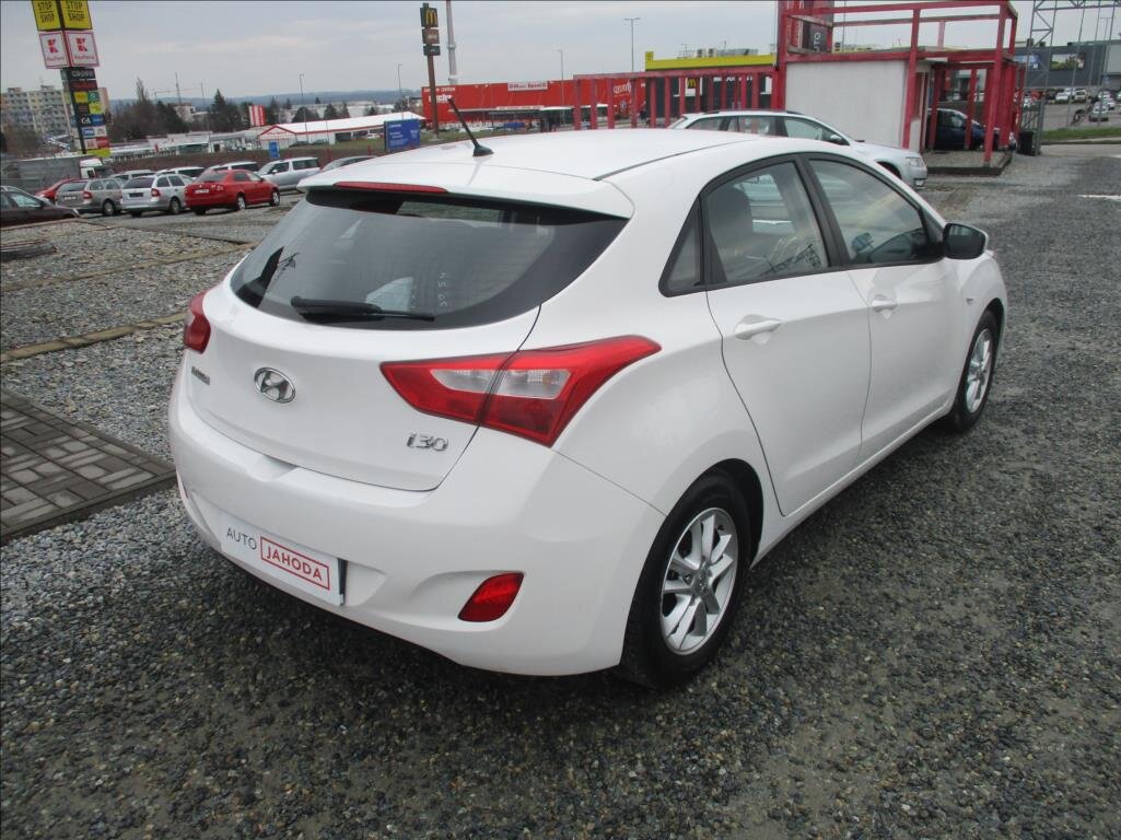 Hyundai i30 Hatchback 1,6 l 88 kw